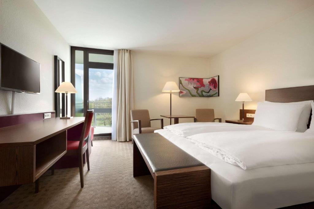 Ramada Nürnberg Parkhotel - Resim 16