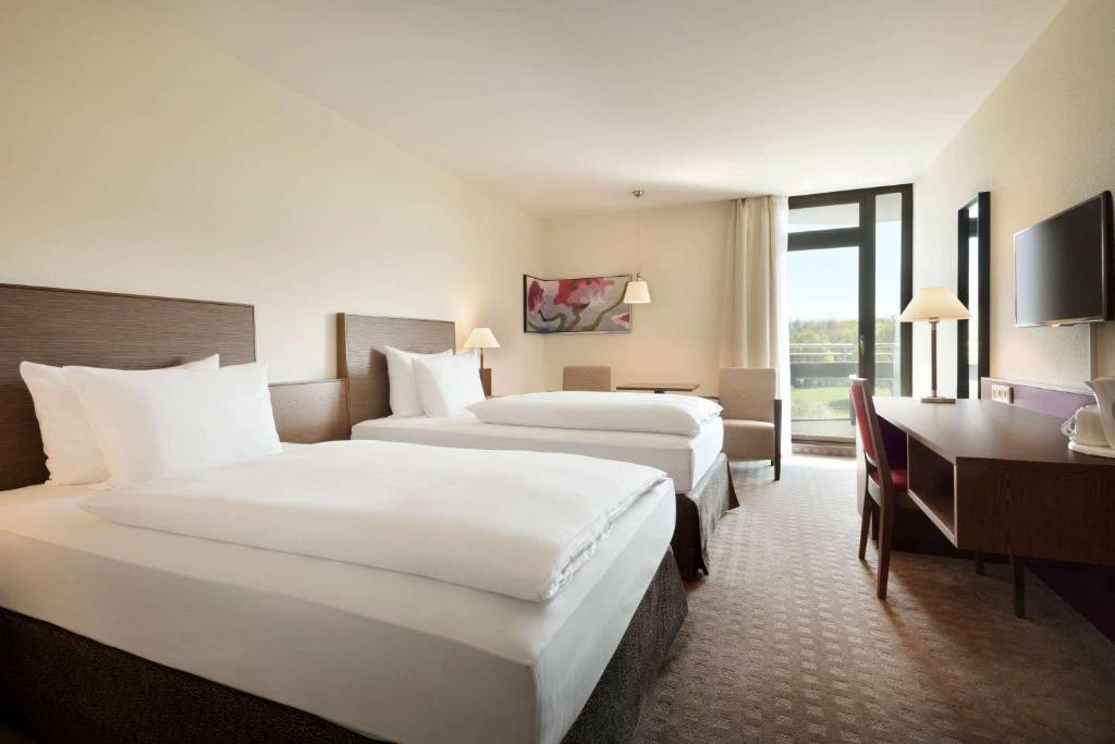 Ramada Nürnberg Parkhotel - Resim 24