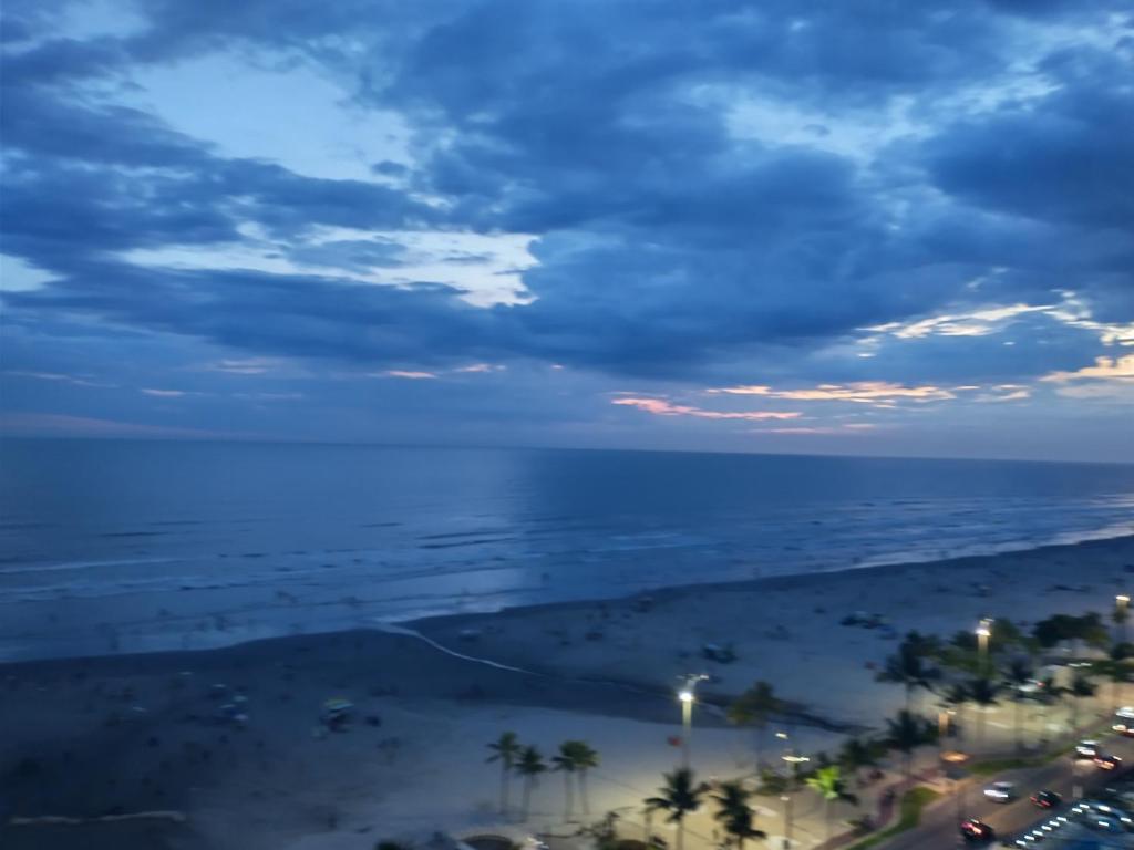  APARTAMENTO PÉ NA AREIA