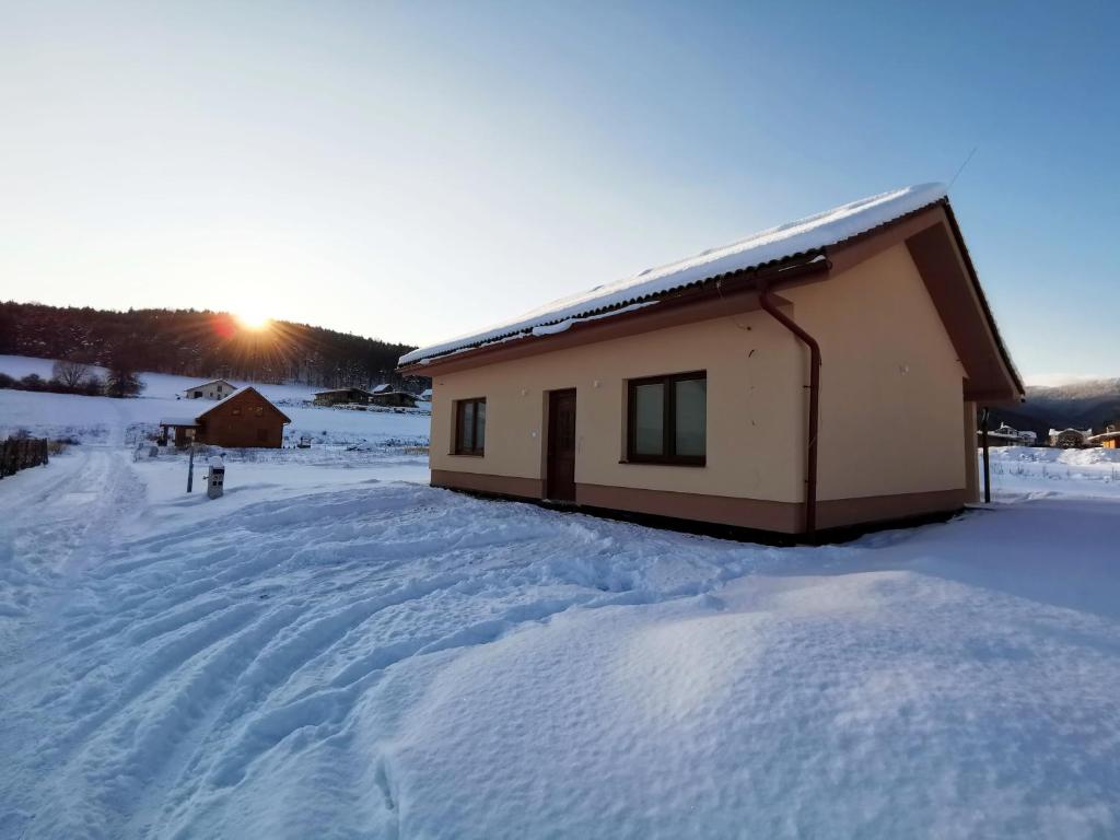 Panorama Home Valča v zimě