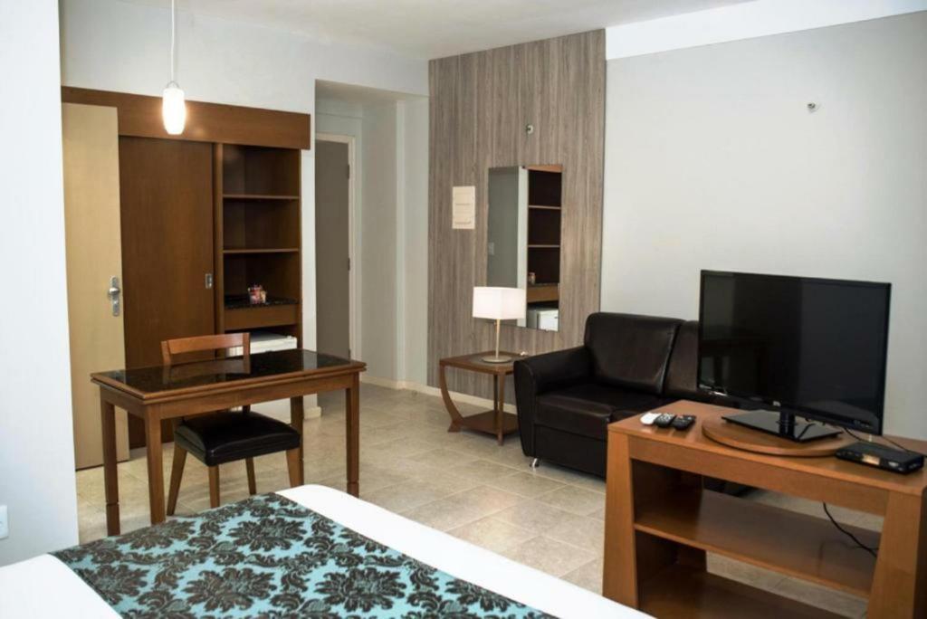  Summit Montese Tower Hotel