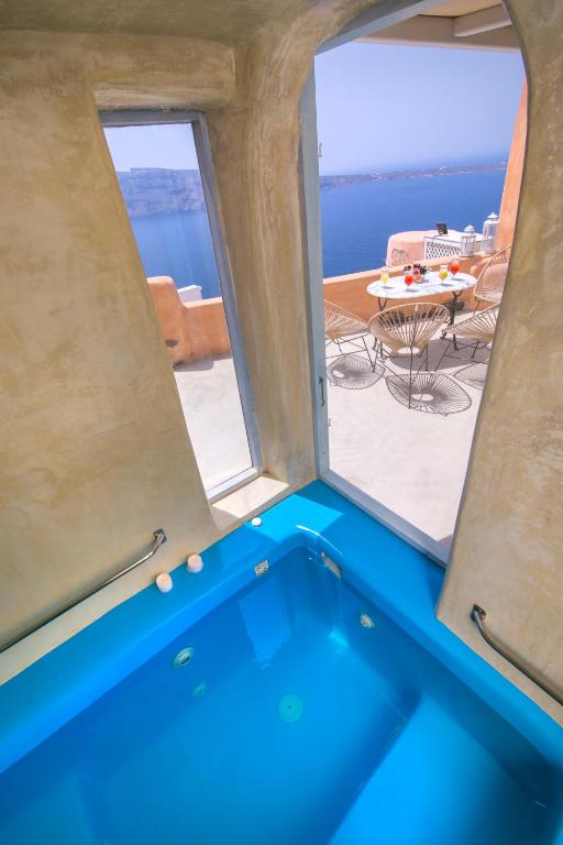 Kastro Oia Houses - Deluxe Suite (2-4 Adultos)