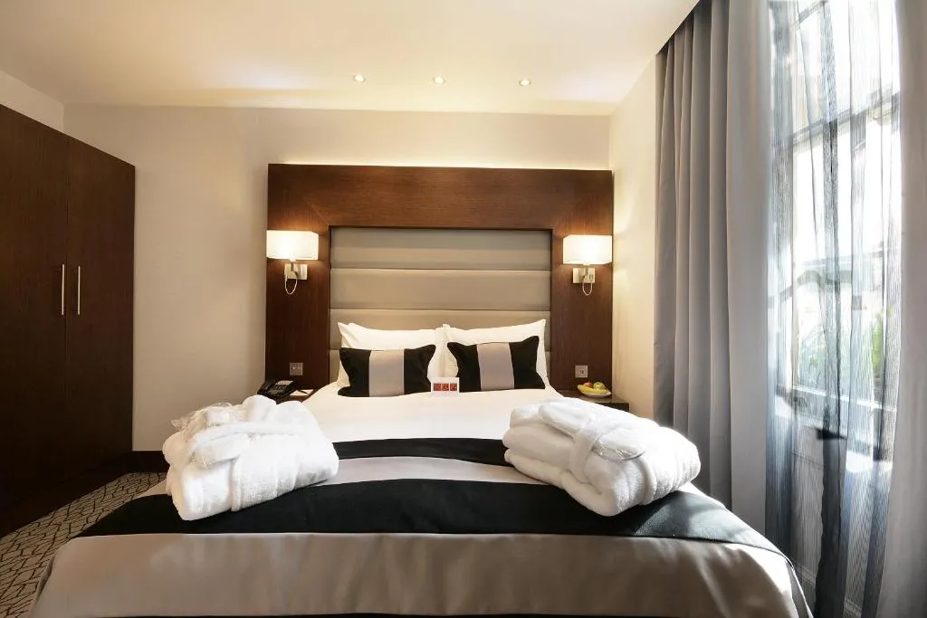 Paddington Court Executive Rooms, Londra, Marea Britanie