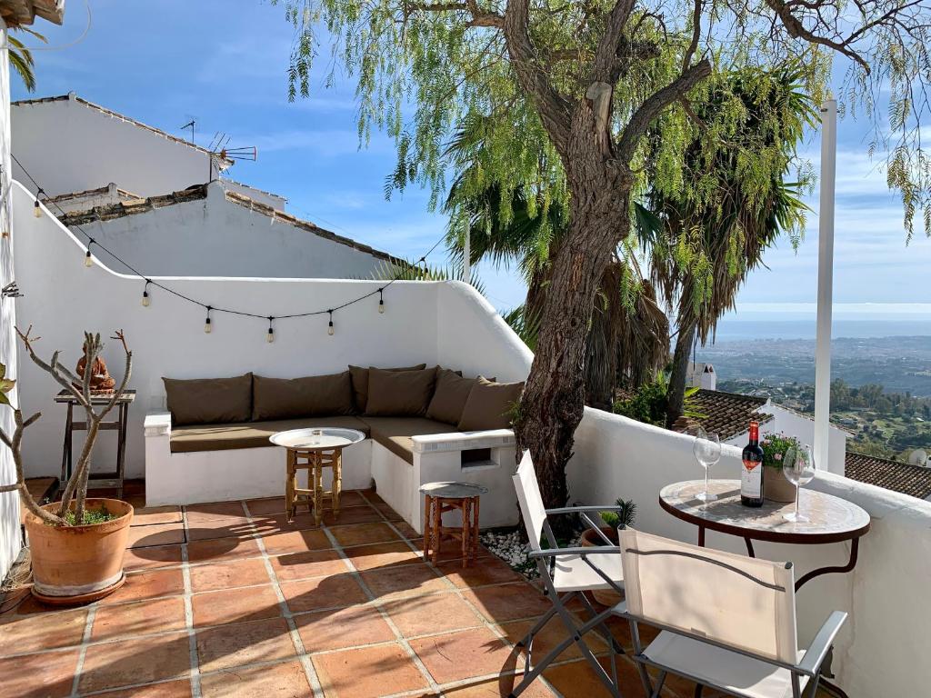 Casa Flores - Panoramic views to the coast and BBQ, Málaga ...