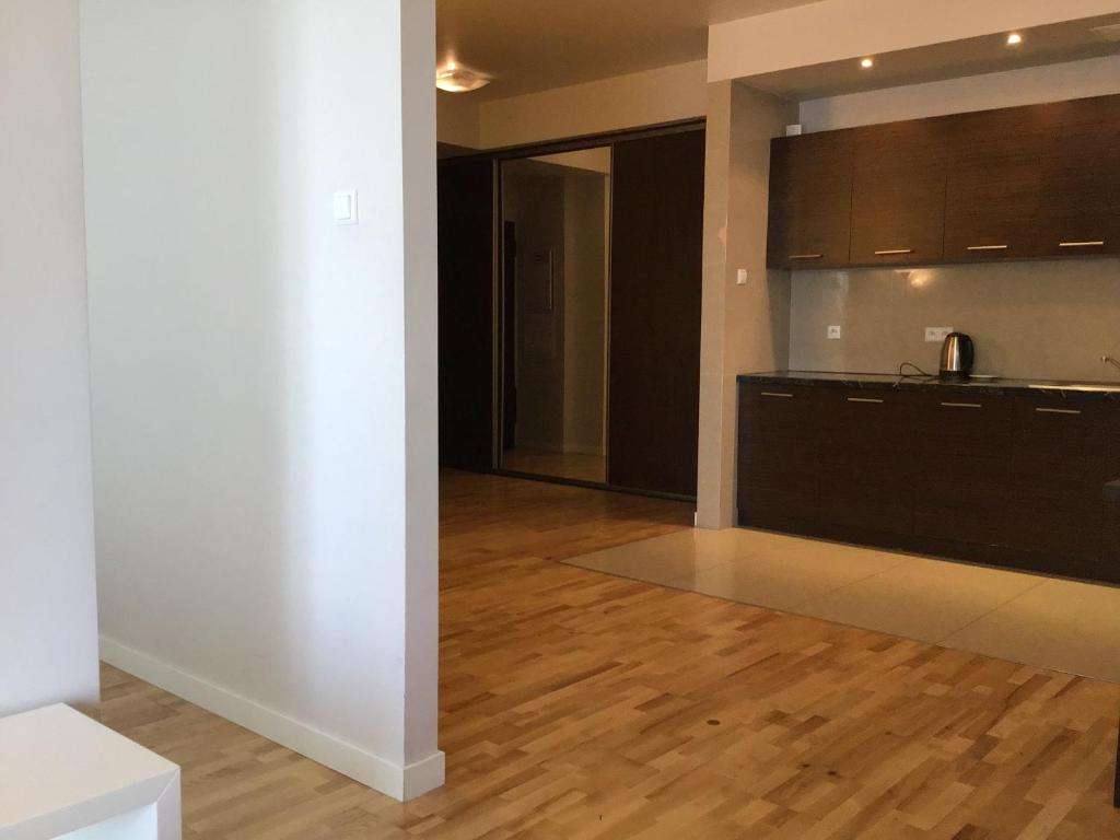Platinum Towers Hotel Apartments - Two-Bedroom Apartment