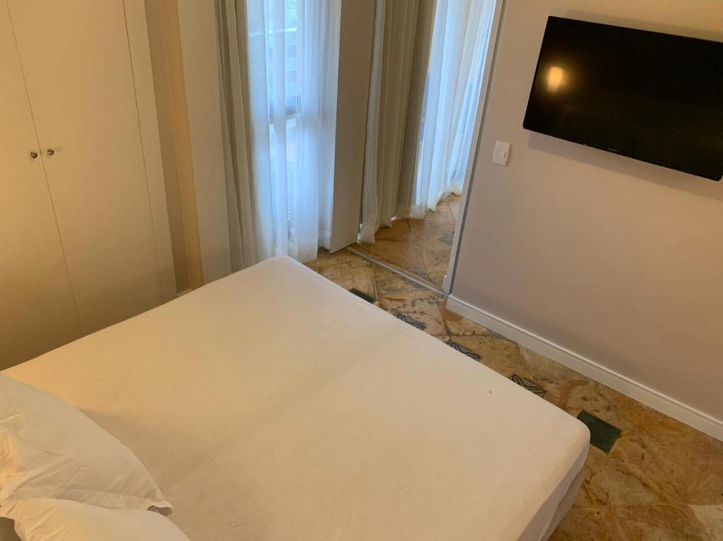  SUITES RESORT Beach PARTICULAR