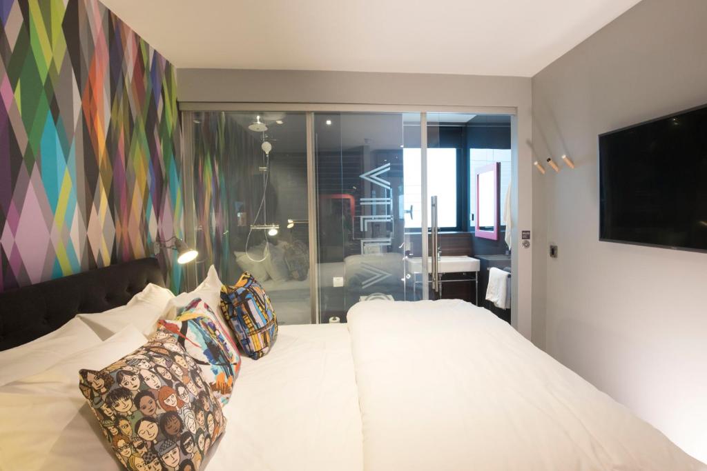 Village Hotel Southampton Eastleigh - Resim 9