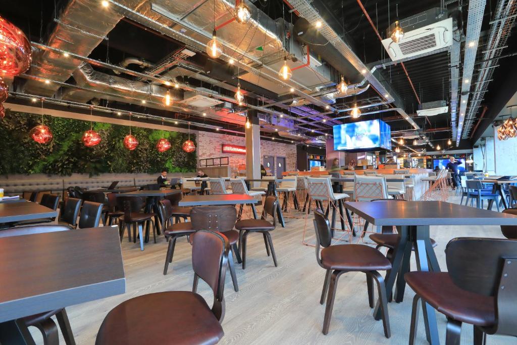 Village Hotel Southampton Eastleigh - Resim 16