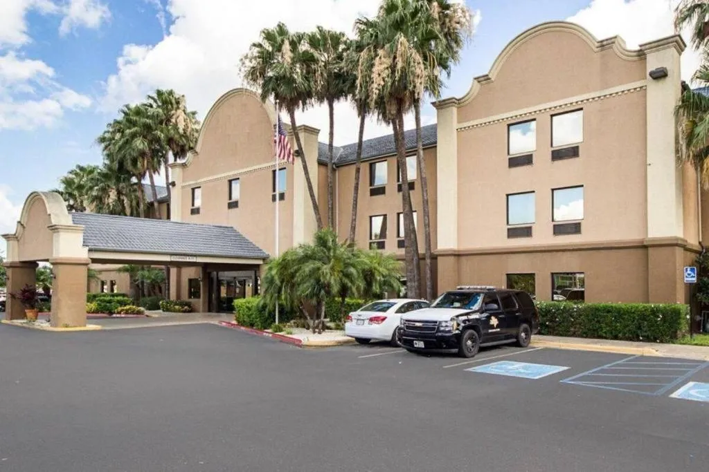Shary Inn and Suites in Mission