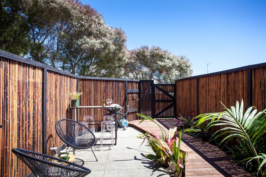 The Barn, designers dream beach hideaway - Resim 20