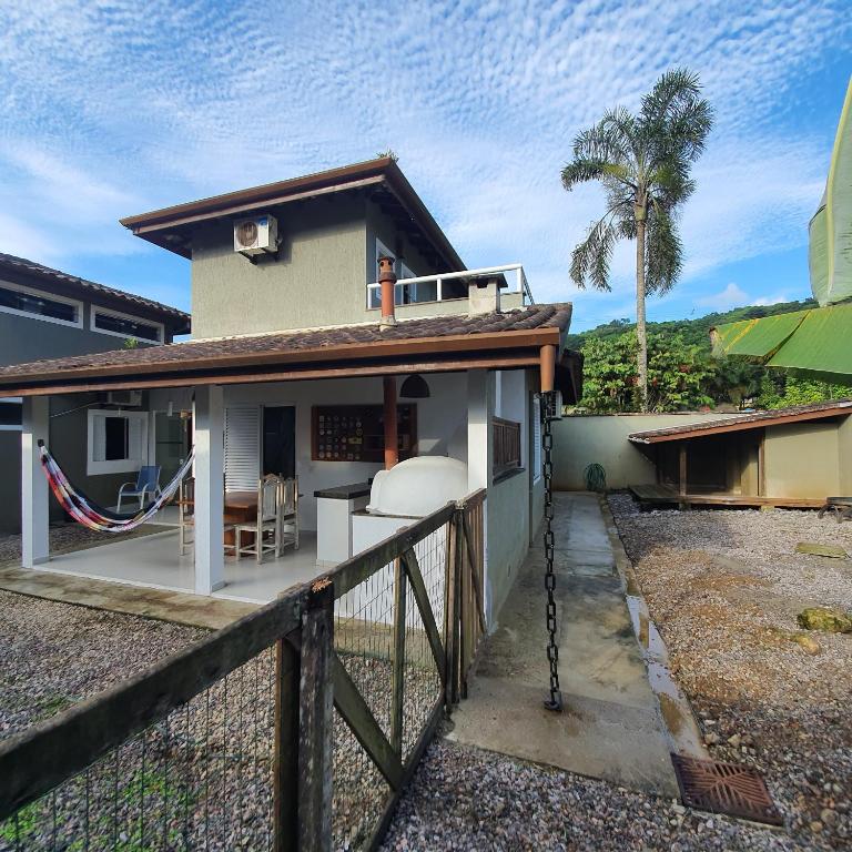  Casa em Ubatuba - Pet Friendly