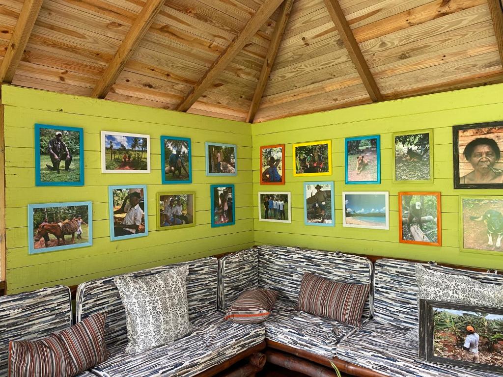 Posezení v ubytování Aventura Rincon Ecolodge