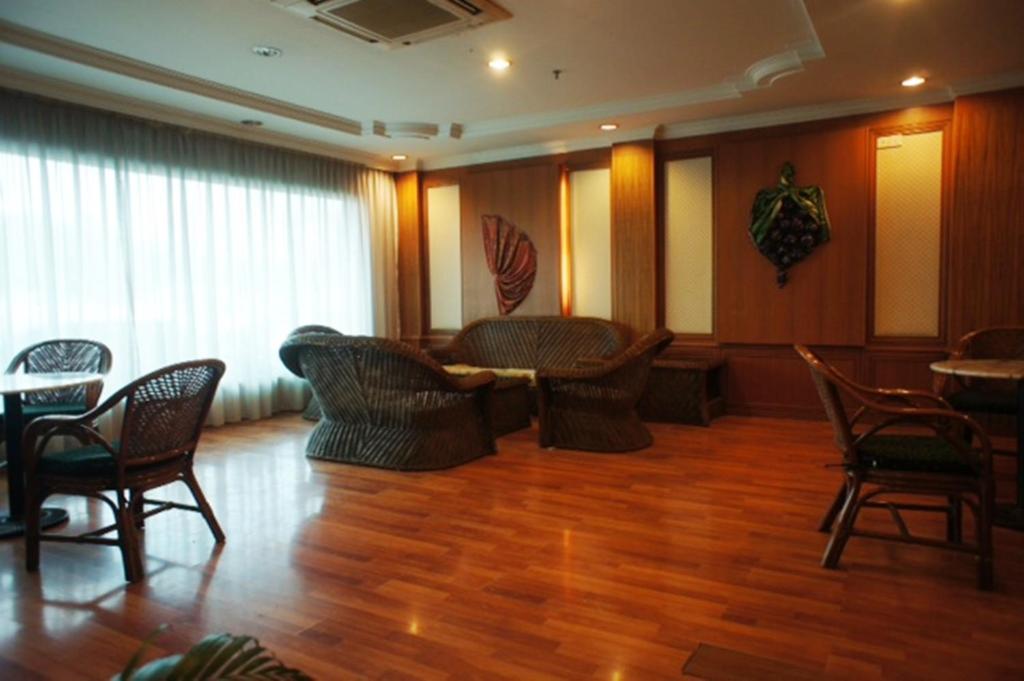 Posezení v ubytování Tyng Garden Hotel