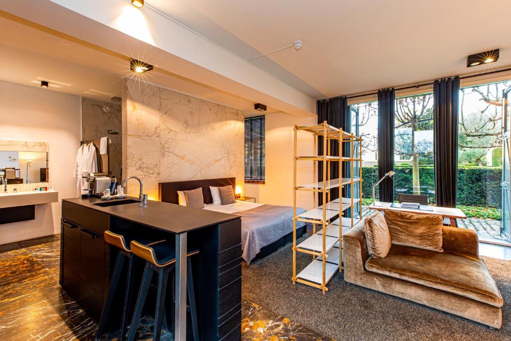 Landgoed Kasteel de Hoogenweerth - Resim 3