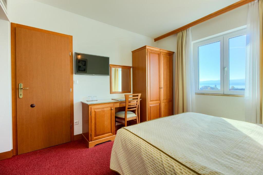 Hotel Villa Dvor - Double Room With Sea View