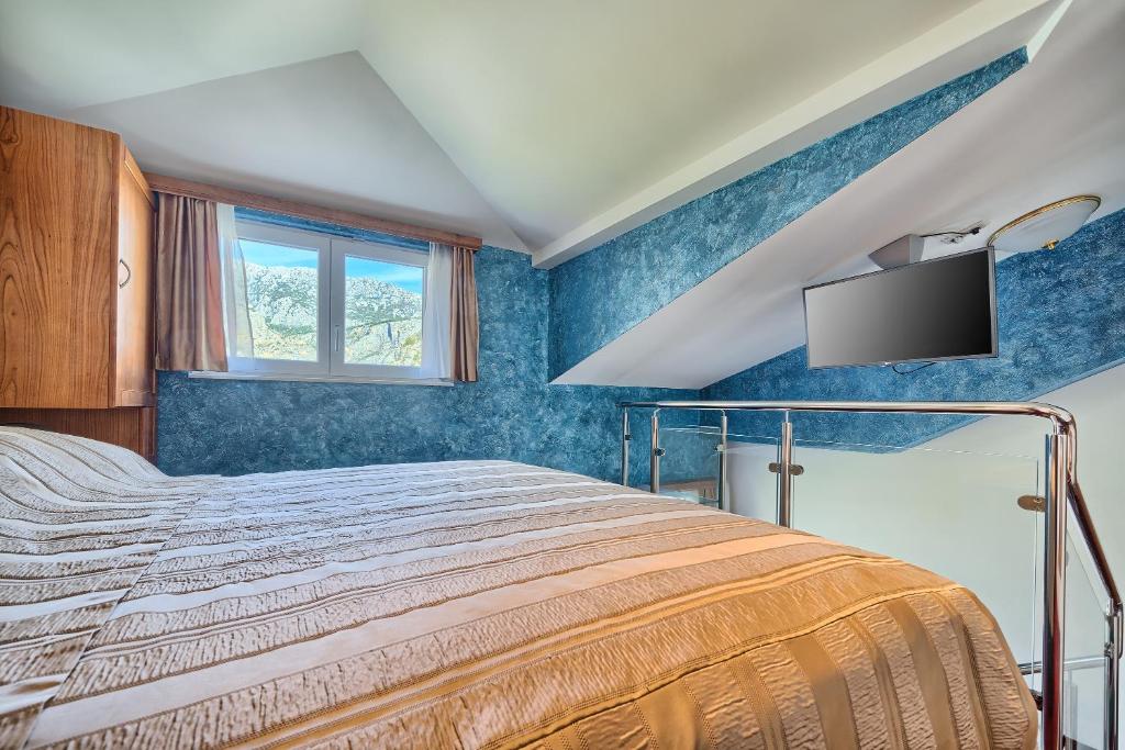 Hotel Villa Dvor - Suite With River View