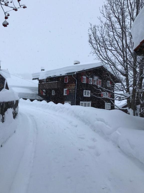 Tgèsa Felici durante o inverno
