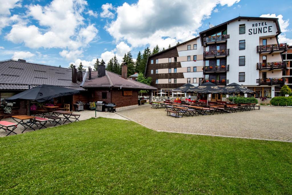 Budova, kde se hotel nachází