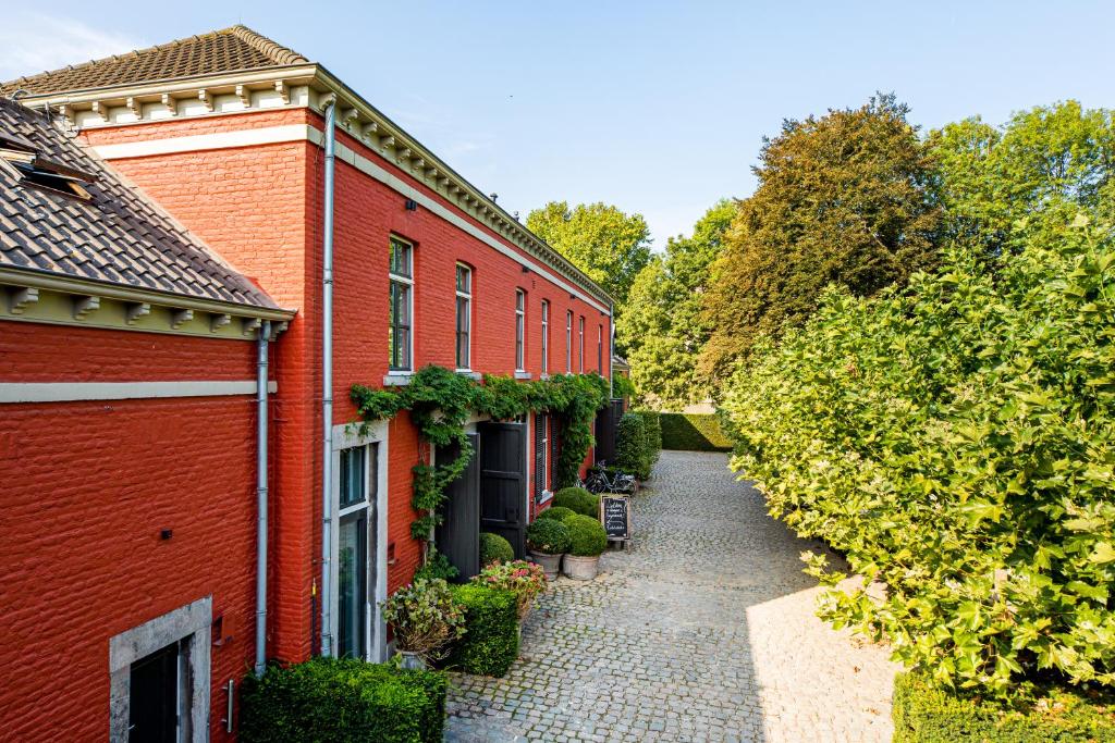 Landgoed Kasteel de Hoogenweerth - Resim 17