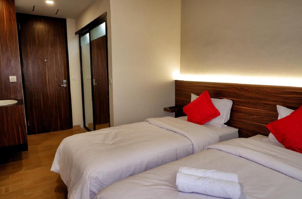 Guest House 555