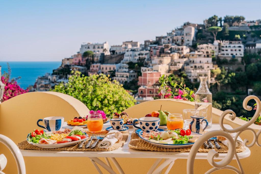 Villa Mary Suites
