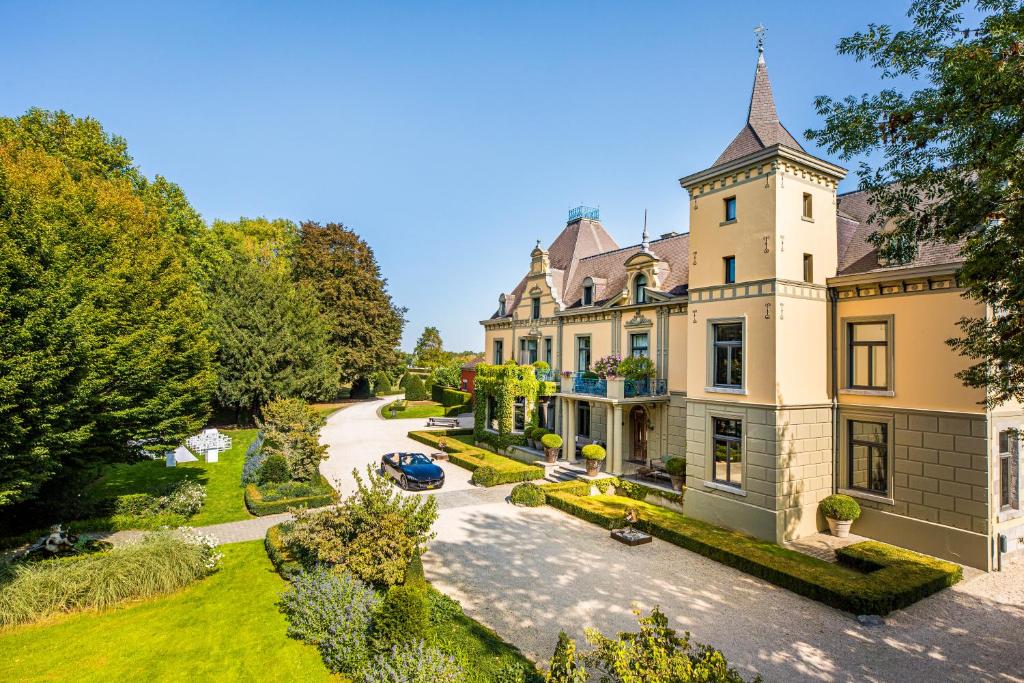 Landgoed Kasteel de Hoogenweerth - Resim 4