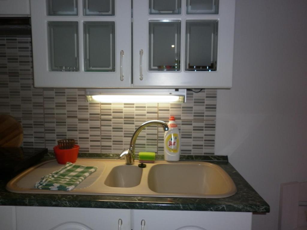 Kuchyň nebo kuchyňský kout v ubytování Szép-Lak Makó