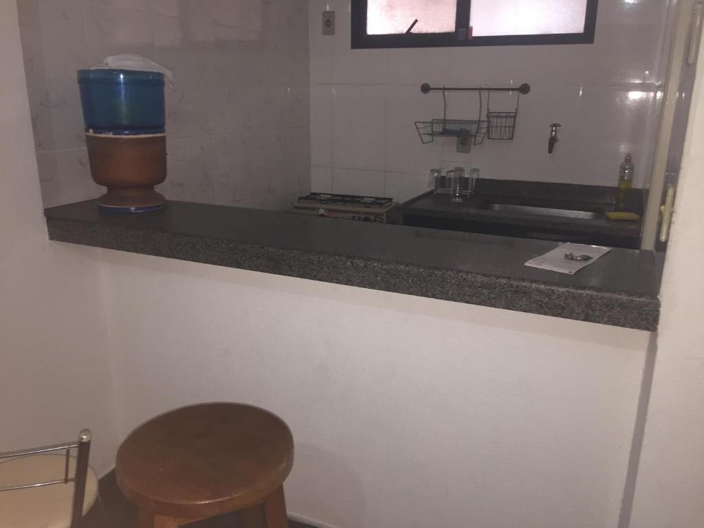  Temporada quarto e sala varanda Ótima Localização Nobre