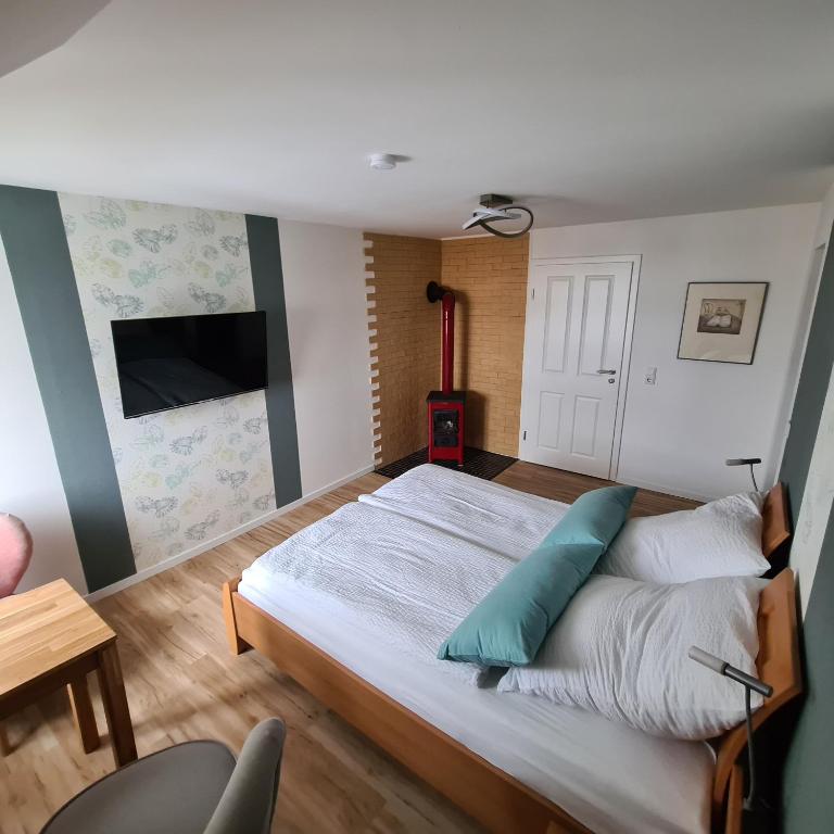 Gästezimmer Treuen - Bed & Breakfast - 12