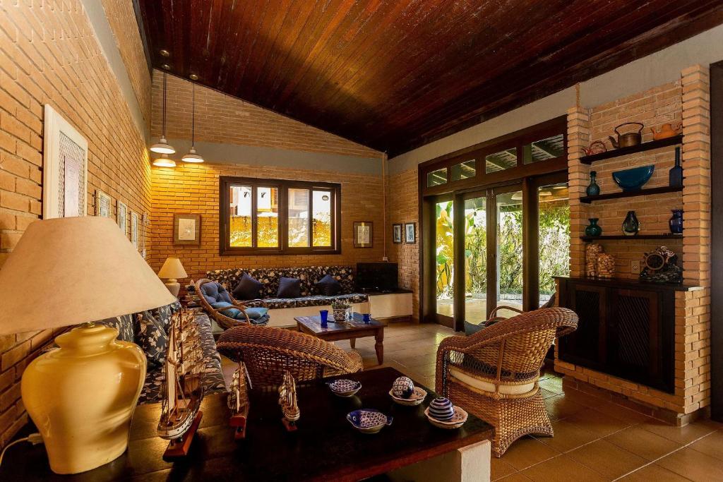  Condomínio Pedra Verde Ubatuba 150 m da Praia do Lázaro