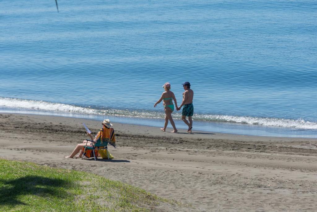 Hostia v ubytovaní WintowinRentals Views of Dream & Luxury Location