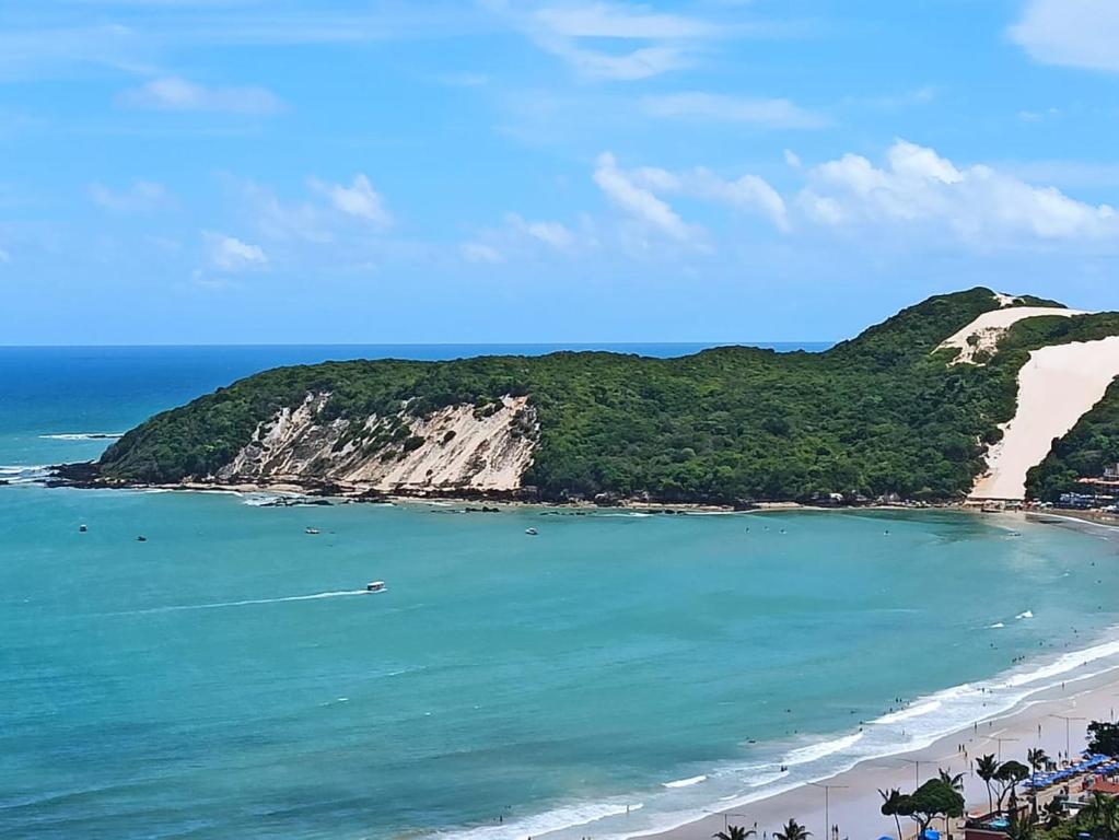  Flat no 18º andar - Vista de tirar o fôlego do Morro do Careca e praia de PontaNegra