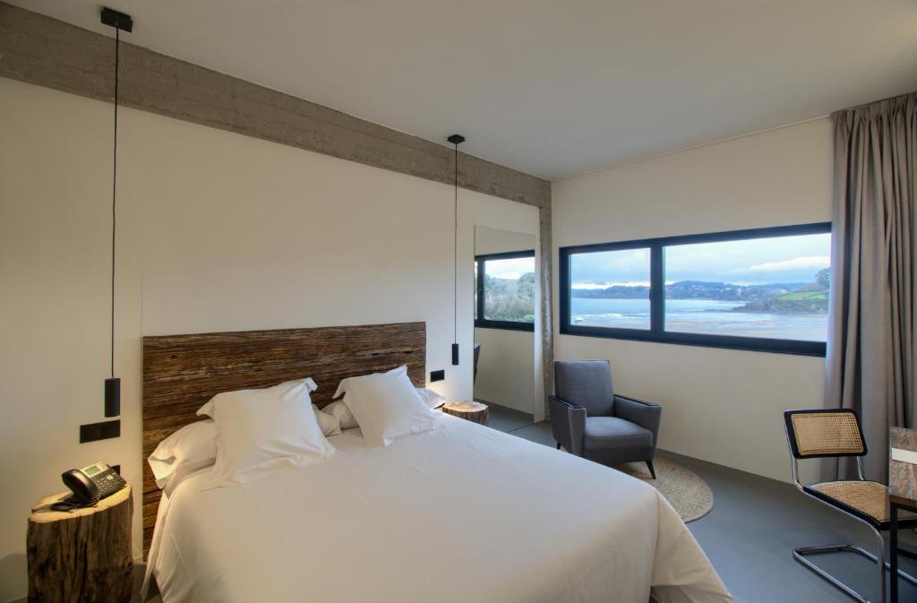 AFTER SURF, Oleiros – Updated 2022 Prices