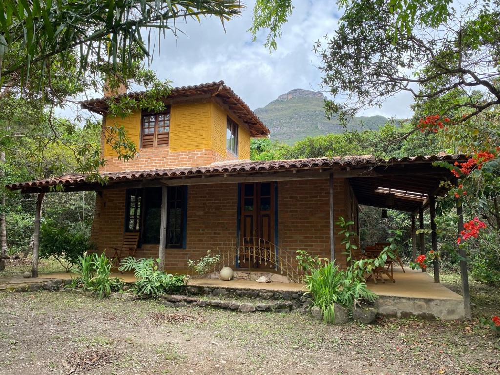 Το κτήριο όπου στεγάζεται  η παραθεριστική κατοικία