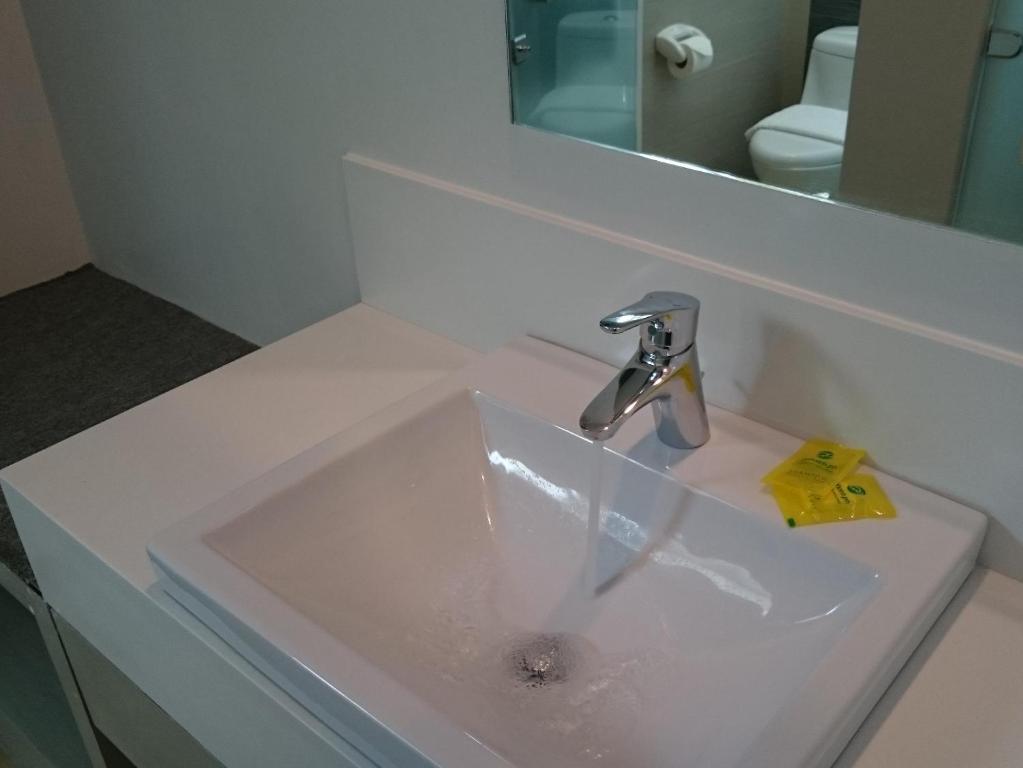 Koupelna v ubytování Go Hotels Butuan