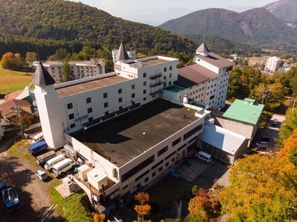 Nespecifikovaný výhled na hory nebo výhled na hory při pohledu z hotelu