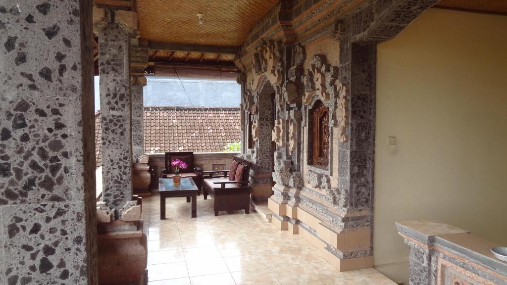 Posezení v ubytování Sunarta House Homestay