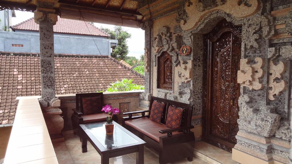 Posezení v ubytování Sunarta House Homestay
