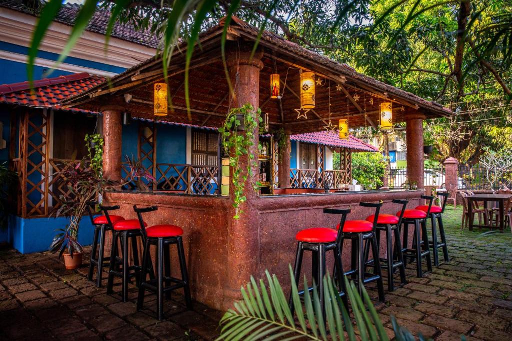 Restaurace v ubytování Resort Martins Siesta , A Portuguese Heritage Resort in Calangute