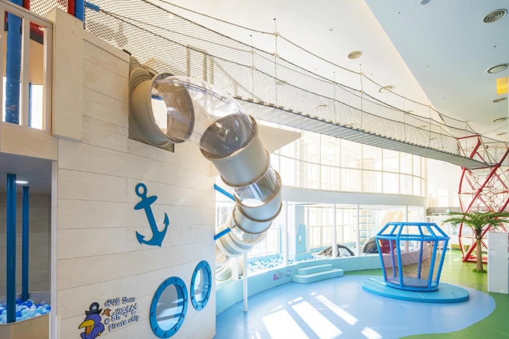 Dětský klub v ubytování Lotte Resort Sokcho