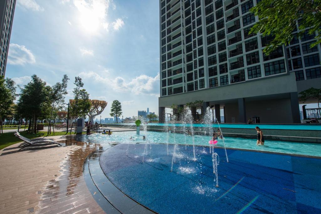 Gallery image of Lakeview 3Bedroom With 3Bathroom Homestay @28Blvd in Kuala Lumpur