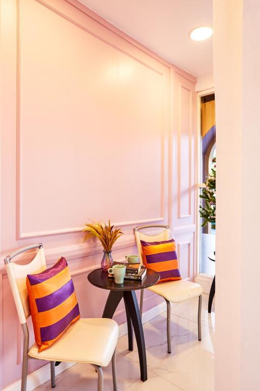 Studio Asoke - Resim 20