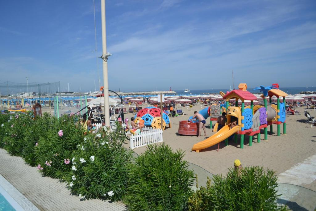 Foto dalla galleria di Residence Rosa a Gabicce Mare