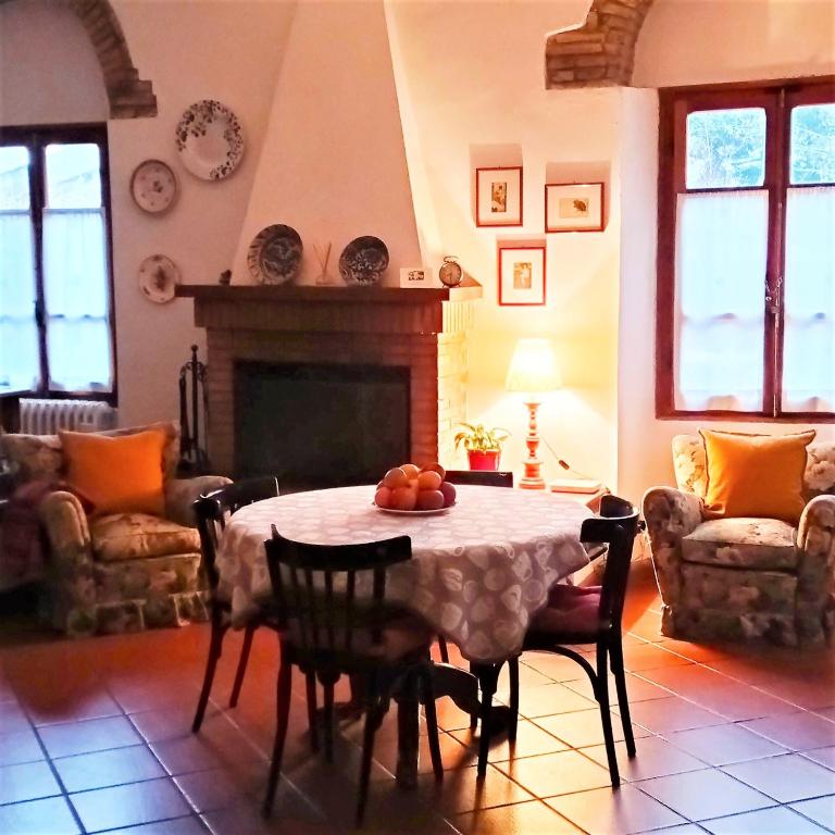 Casa Bartolacci Charme in Bivigliano (Near Mugello and Florence)