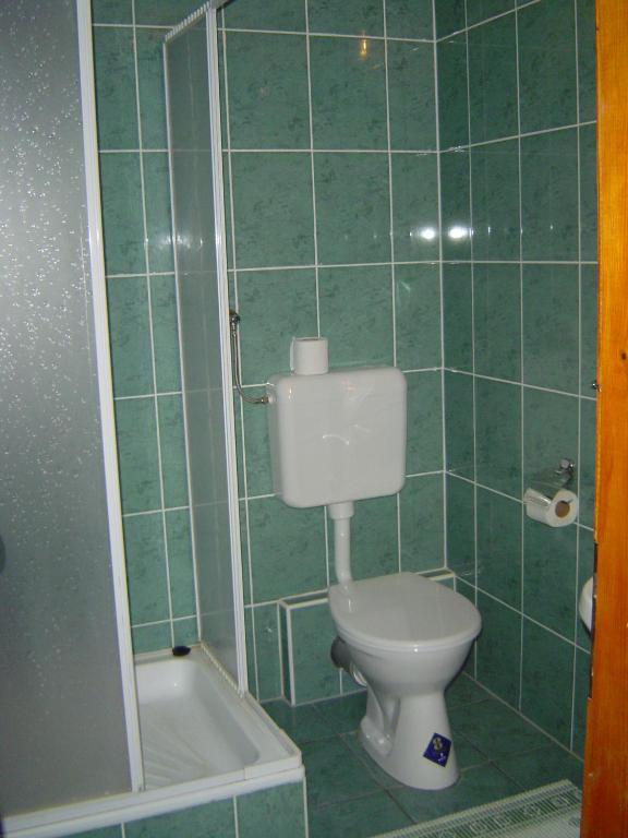 Koupelna v ubytování Cserekert, Alszegi Porta
