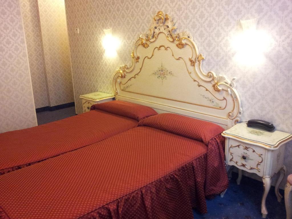 Hotel Diana - Double Room