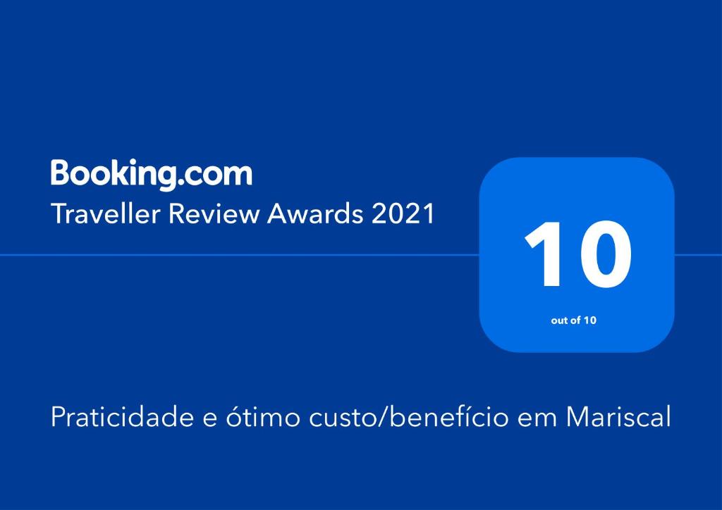 Certificado, premio, señal o documento que está expuesto en Duplex com ótimo custo x benefício pertinho da Praia de Mariscal