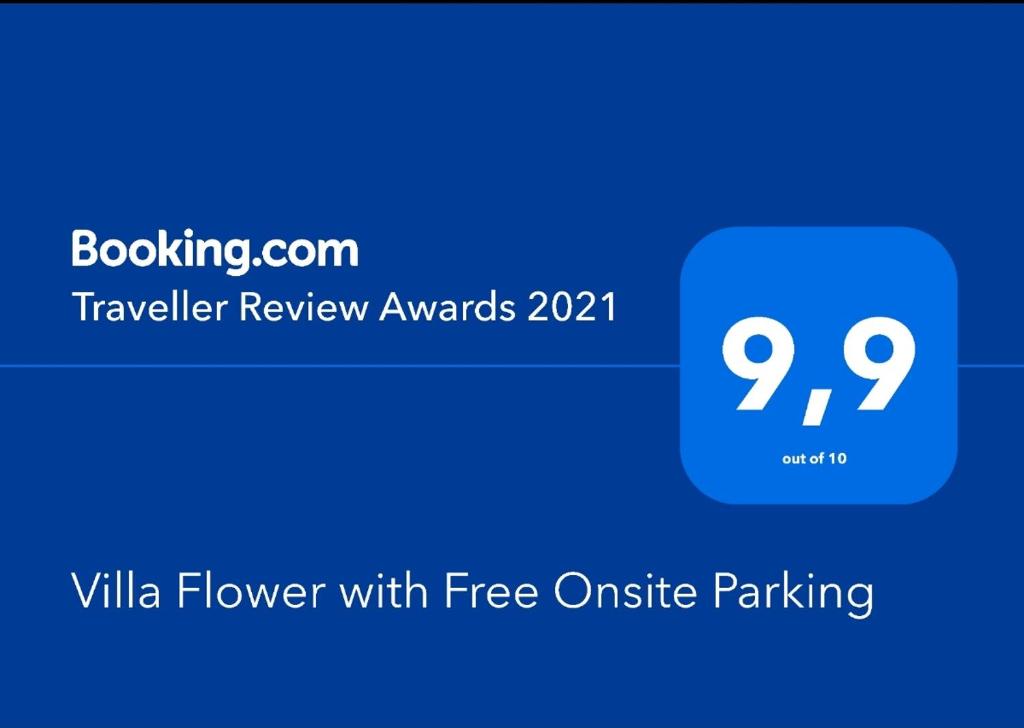 Villa Flower with Free Onsite Parking - شقة - الدور الارضي