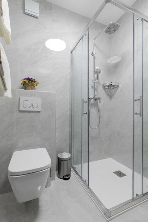 Kúpeľňa v ubytovaní Apartman DOWNTOWN DL