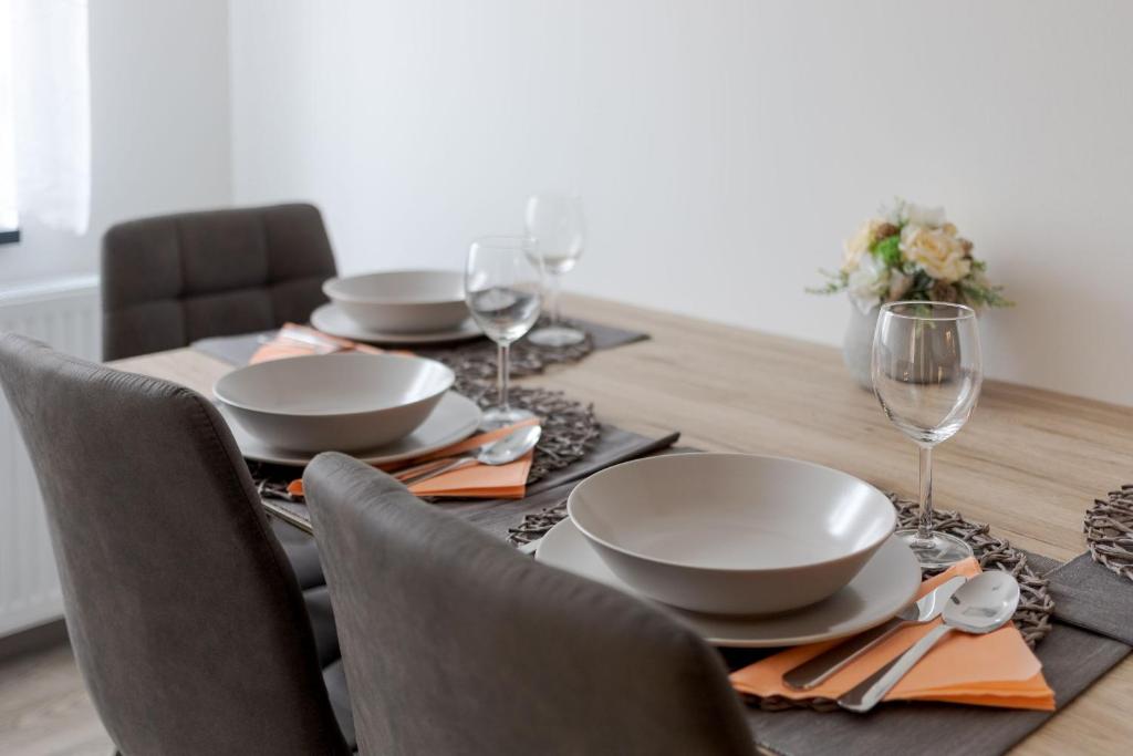 Posedenie v ubytovaní Apartman DOWNTOWN DL